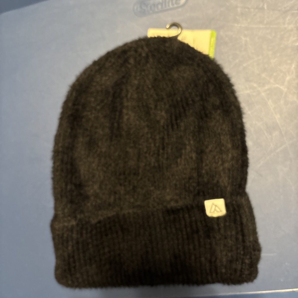 Alpine Design Women's Fuzzy Rib Beanie Black OSFA Cuffed Winter Hat Cozy Warm